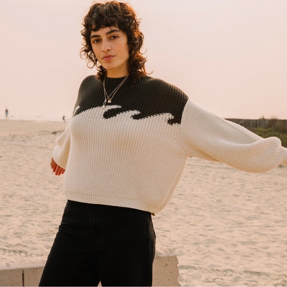 Back Beat Co Graphite Wave Sweater